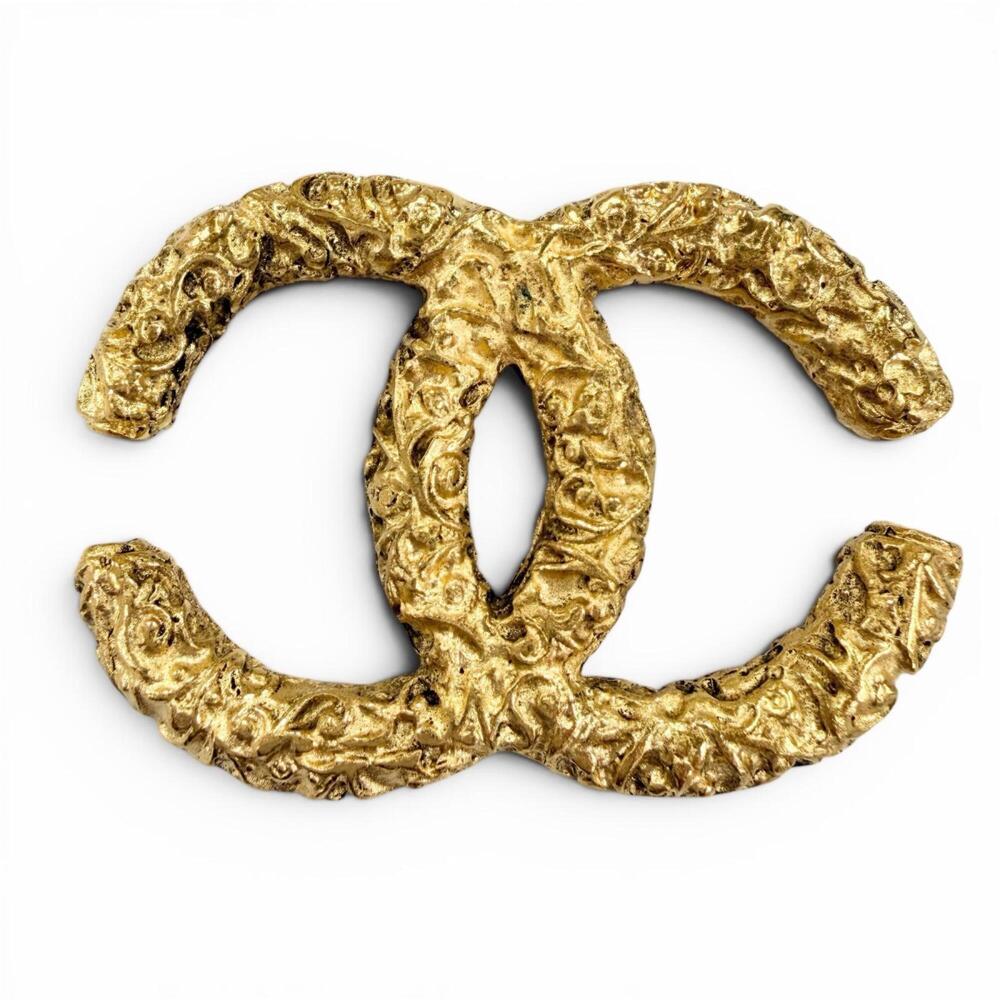 CHANEL Authentic Vintage Gold Logo Brooch - Picture 1 of 6